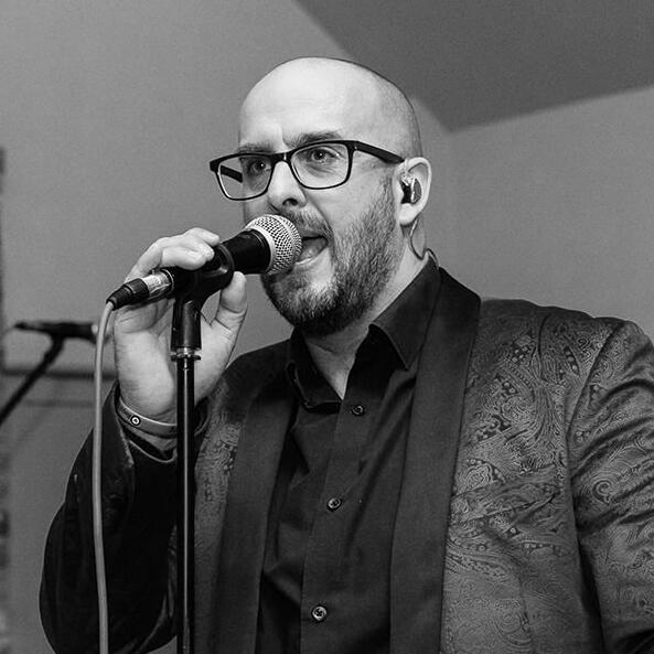 Photo of Liam, lead vocals